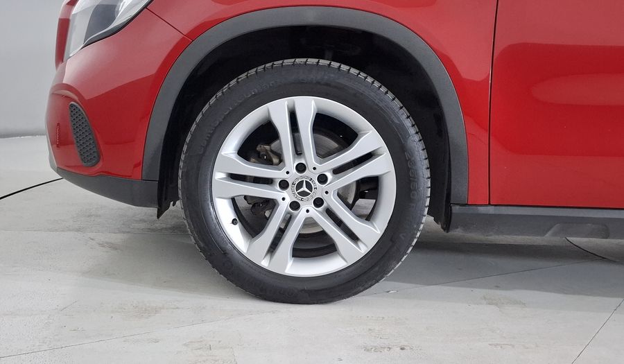 Mercedes Benz Clase Gla 1.6 GLA 200 DCT Suv 2020