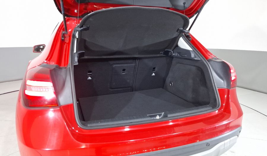 Mercedes Benz Clase Gla 1.6 GLA 200 DCT Suv 2020
