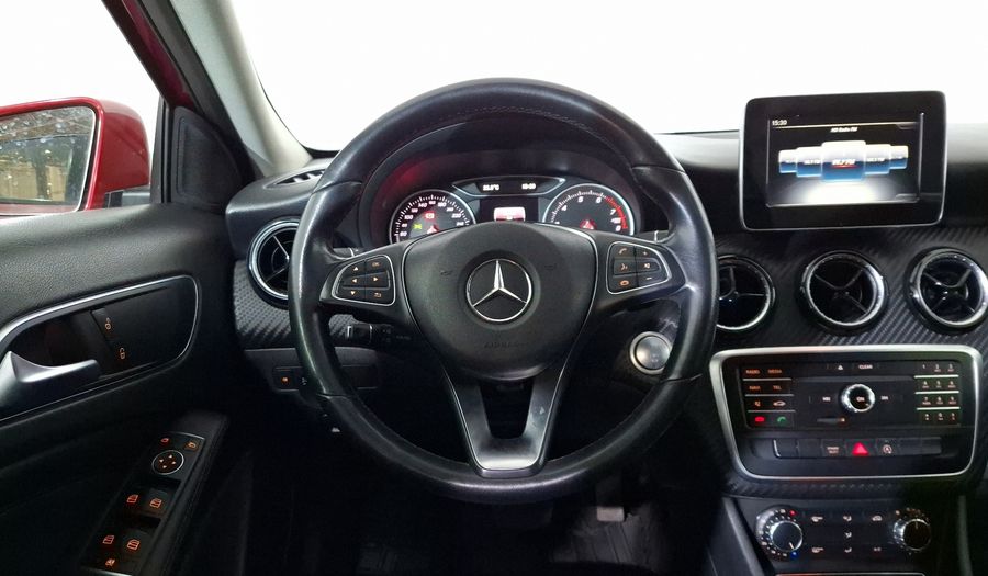 Mercedes Benz Clase Gla 1.6 GLA 200 DCT Suv 2020