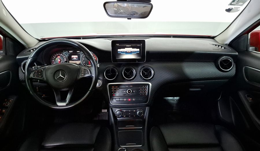 Mercedes Benz Clase Gla 1.6 GLA 200 DCT Suv 2020