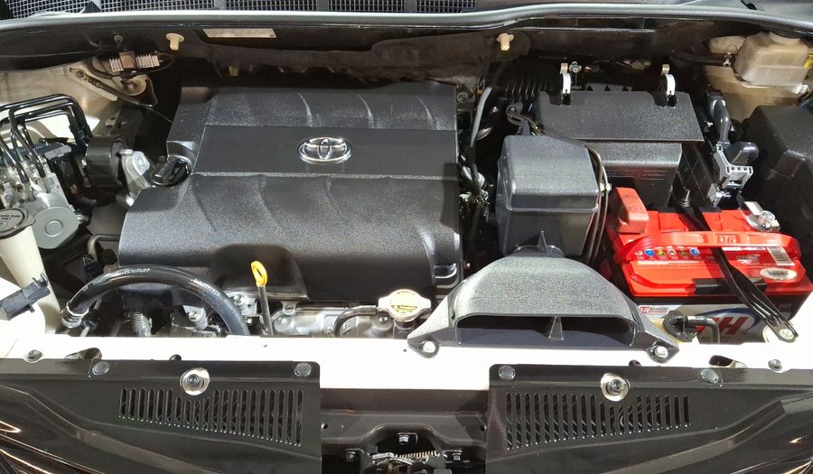 Toyota Sienna 3.5 CE AT Minivan 2012