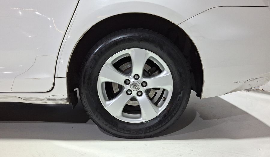 Toyota Sienna 3.5 CE AT Minivan 2012