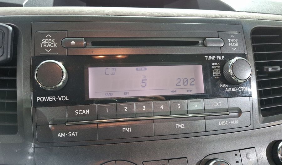 Toyota Sienna 3.5 CE AT Minivan 2012