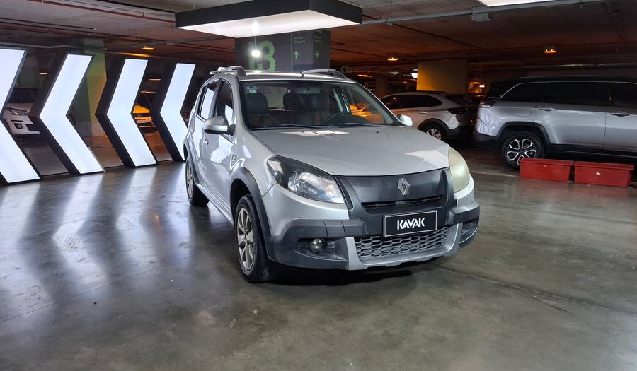 Renault Sandero Stepway 1.6 STEPWAY PRIVILEGE NAV Hatchback 2013