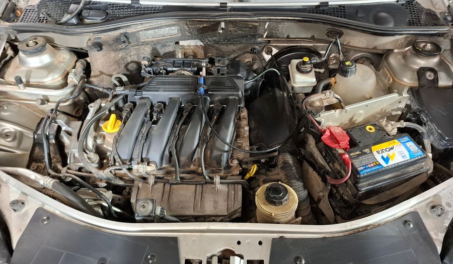 Renault Sandero Stepway 1.6 STEPWAY PRIVILEGE NAV Hatchback 2013