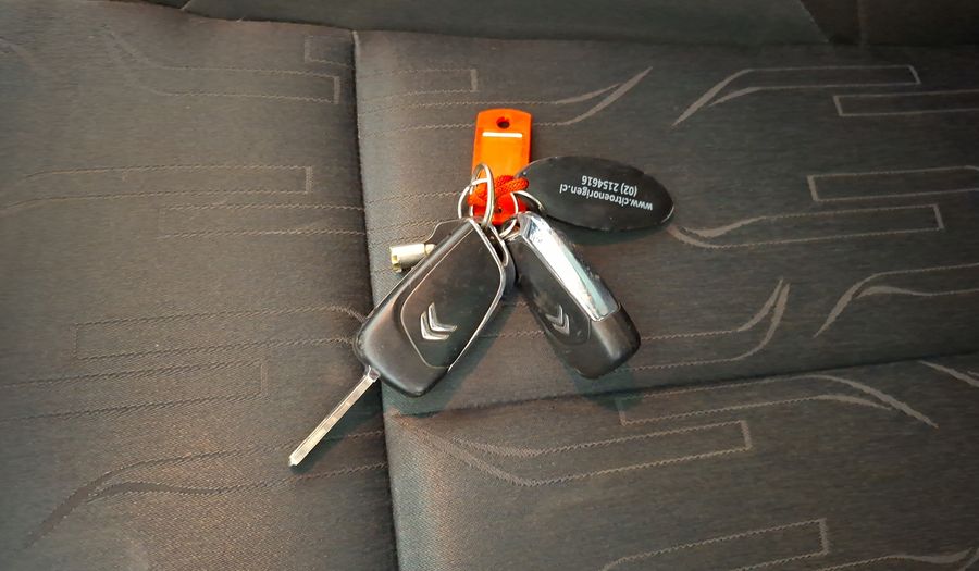 Citroen C4 1.6 120 HP SEDUCTION Hatchback 2012