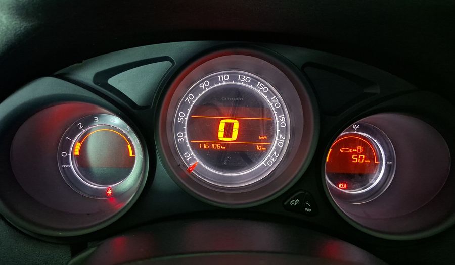 Citroen C4 1.6 120 HP SEDUCTION Hatchback 2012