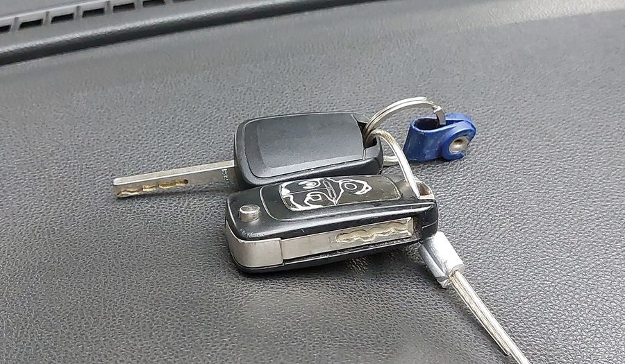 Chevrolet Onix 1.4 SPE/4 LTZ AUTO Hatchback 2016