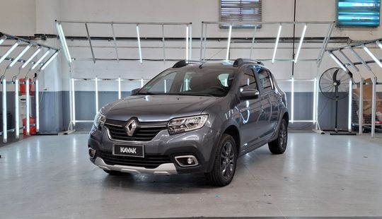 Renault • Sandero Stepway