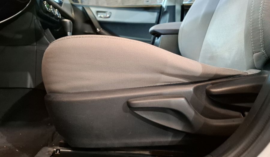 Toyota Corolla 1.8 LE CVT Sedan 2016