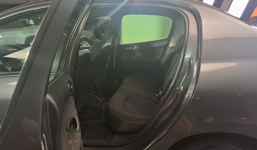 Peugeot 207 COMPACT XT 1.6 Sedan 2009