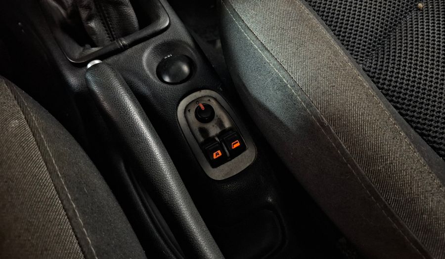 Peugeot 207 COMPACT XT 1.6 Sedan 2009