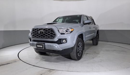 Toyota • Tacoma