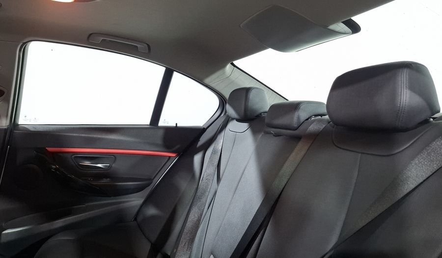 Bmw Serie 3 2.0 320IA SPORT LINE Sedan 2016