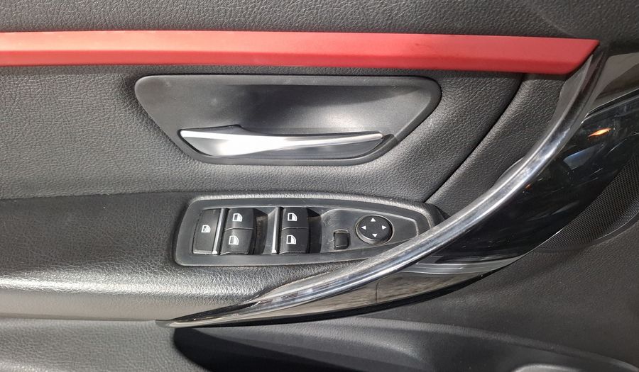 Bmw Serie 3 2.0 320IA SPORT LINE Sedan 2016