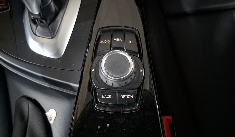 Bmw Serie 3 2.0 320IA SPORT LINE Sedan 2016