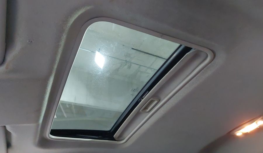 Ford Fiesta 1.6 SE MT Hatchback 2016