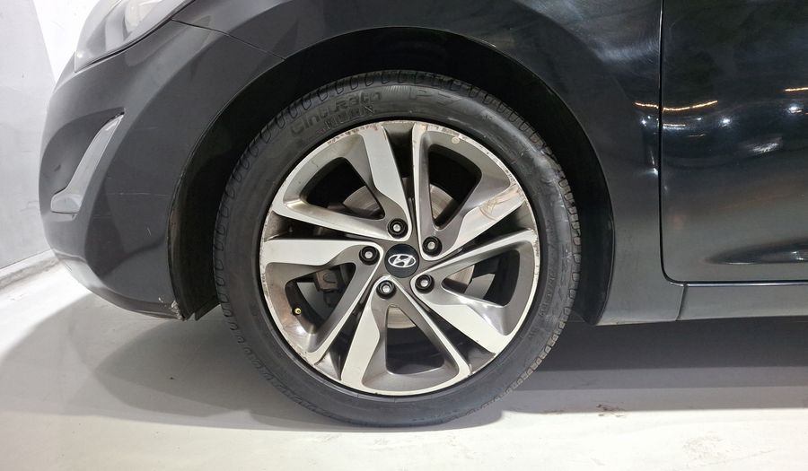 Hyundai Elantra 1.8 LIMITED TECH NAVI AT Sedan 2016