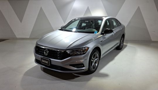 Volkswagen • Jetta