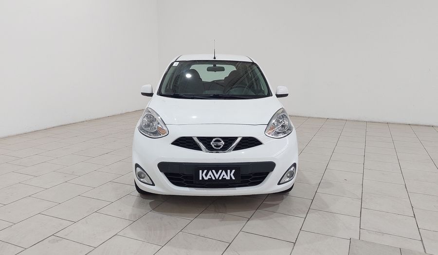 Nissan March 1.0 SV Hatchback 2016
