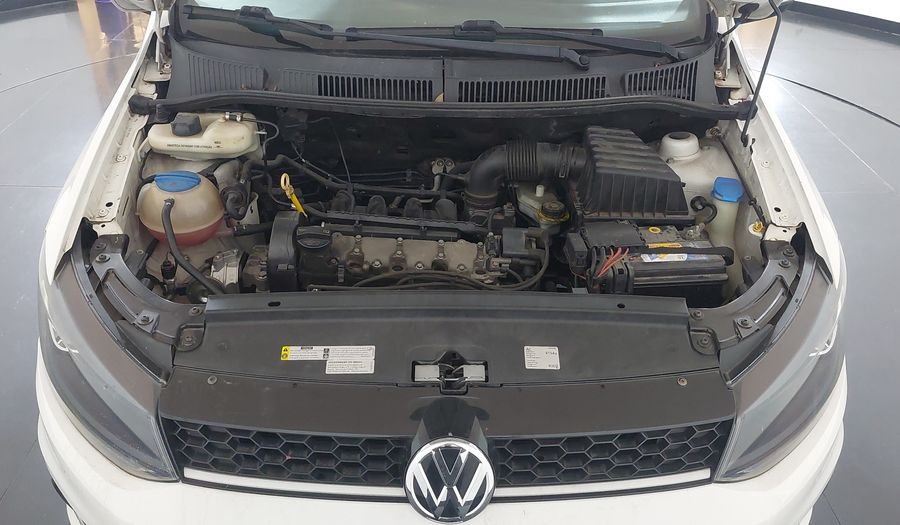 Volkswagen Fox 1.6 RUN Hatchback 2017