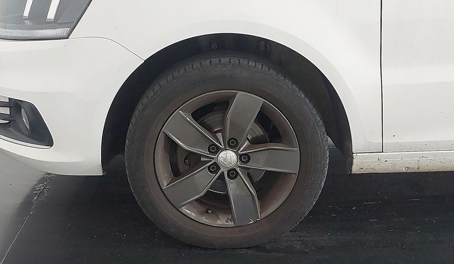 Volkswagen Fox 1.6 RUN Hatchback 2017