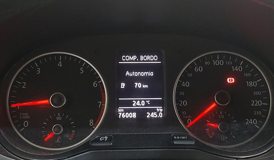 Volkswagen Fox 1.6 RUN Hatchback 2017