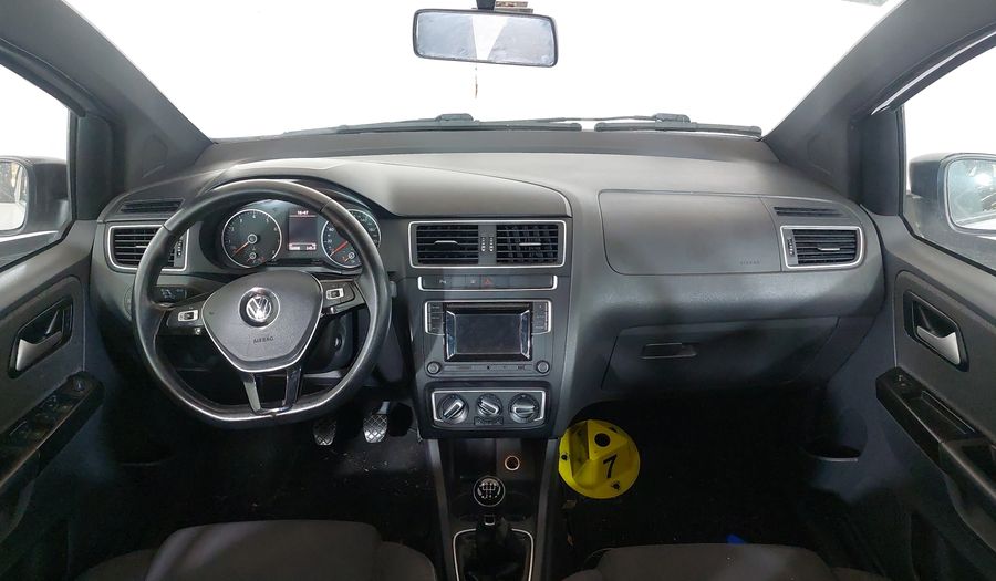 Volkswagen Fox 1.6 RUN Hatchback 2017