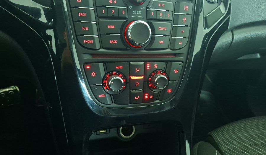 Opel Astra 1.6 TURBO GTC SPORT Hatchback 2017