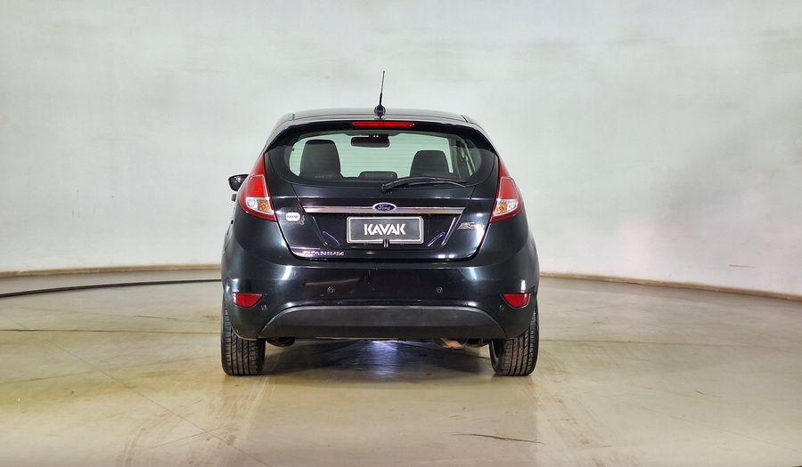 Ford Fiesta 1.6 TITANIUM Hatchback 2014