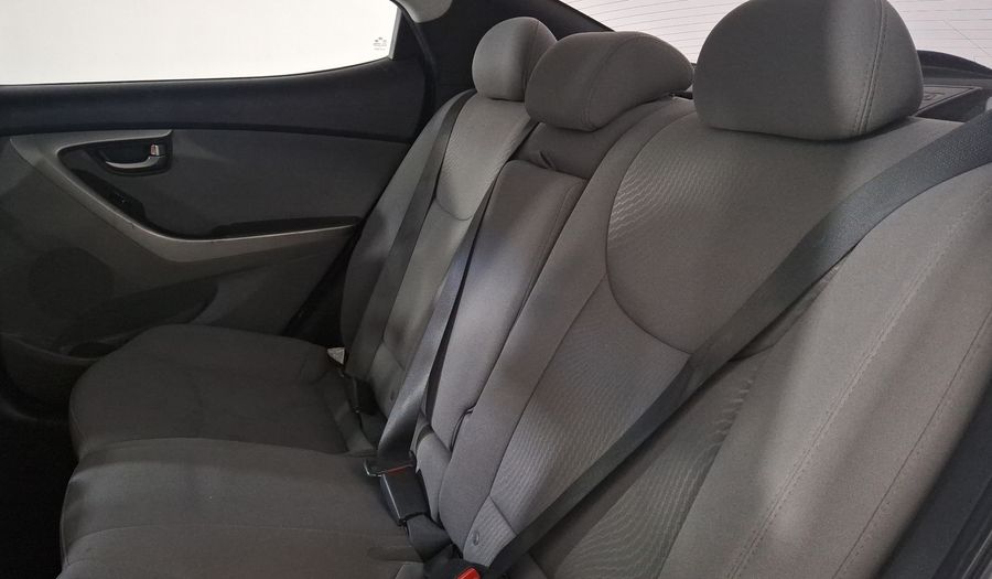 Hyundai Elantra 1.8 GLS PREMIUM AT Sedan 2015