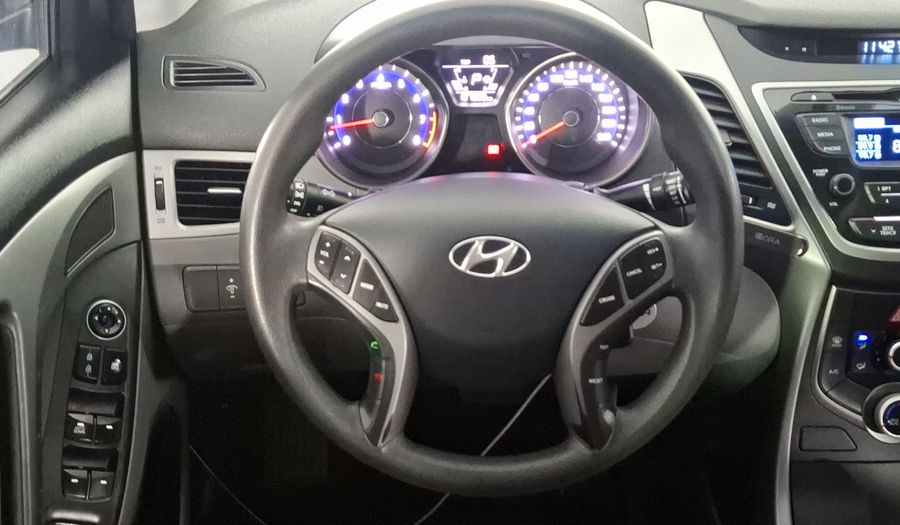 Hyundai Elantra 1.8 GLS PREMIUM AT Sedan 2015