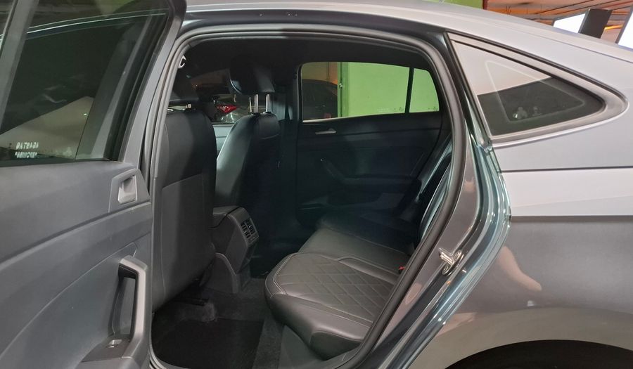 Volkswagen Virtus 1.4 250 TSI EXCLUSIVE TIPTRONIC MY24 NV Sedan 2024