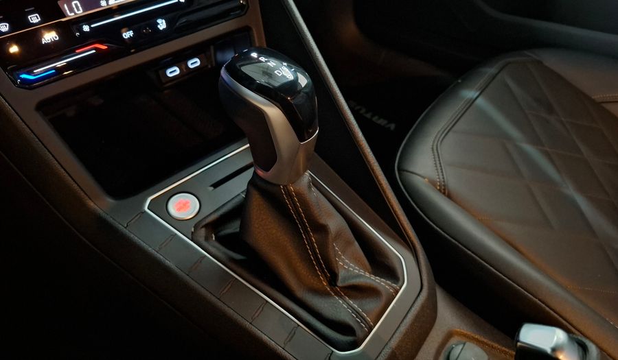 Volkswagen Virtus 1.4 250 TSI EXCLUSIVE TIPTRONIC MY24 NV Sedan 2024