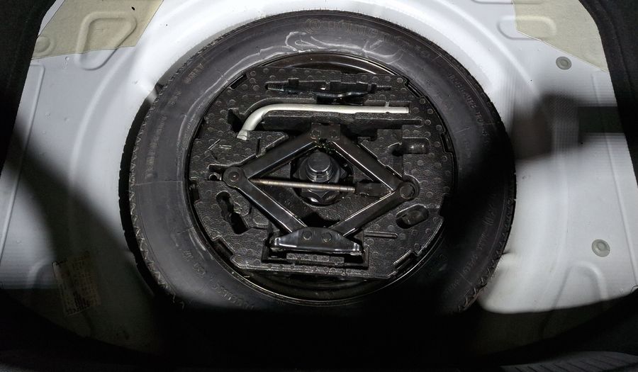 Volkswagen Beetle 2.5 SPORTLINE MT Hatchback 2016