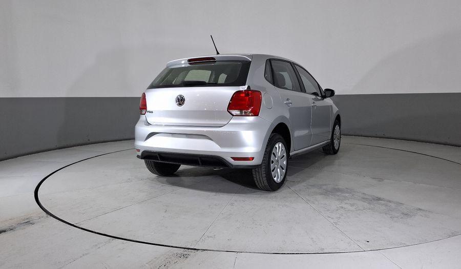 Volkswagen Polo 1.6 STARTLINE AUTO Hatchback 2022