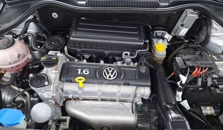 Volkswagen Polo 1.6 STARTLINE AUTO Hatchback 2022