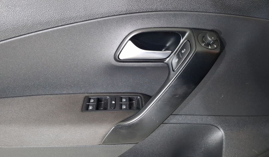 Volkswagen Polo 1.6 STARTLINE AUTO Hatchback 2022