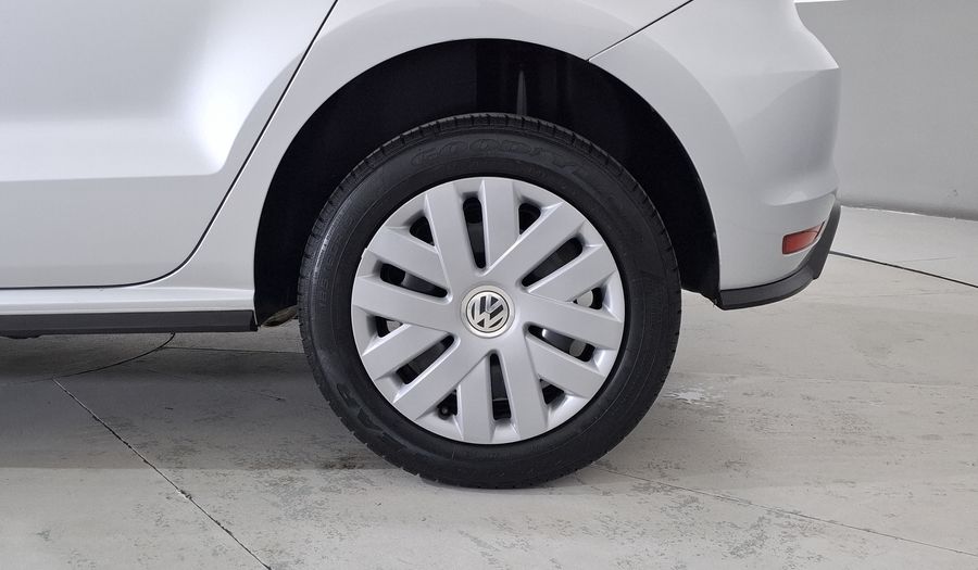 Volkswagen Polo 1.6 STARTLINE AUTO Hatchback 2022