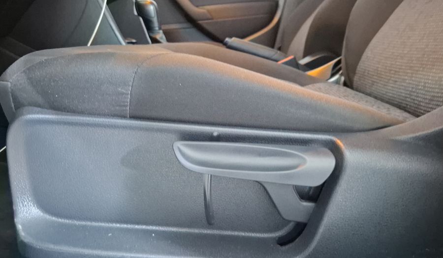 Volkswagen Polo 1.6 STARTLINE AUTO Hatchback 2022