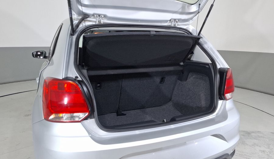 Volkswagen Polo 1.6 STARTLINE AUTO Hatchback 2022