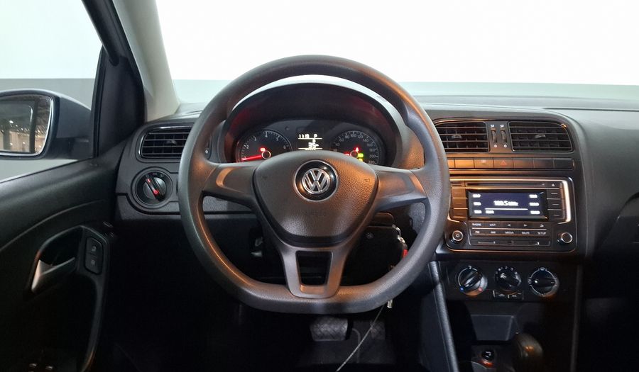 Volkswagen Polo 1.6 STARTLINE AUTO Hatchback 2022