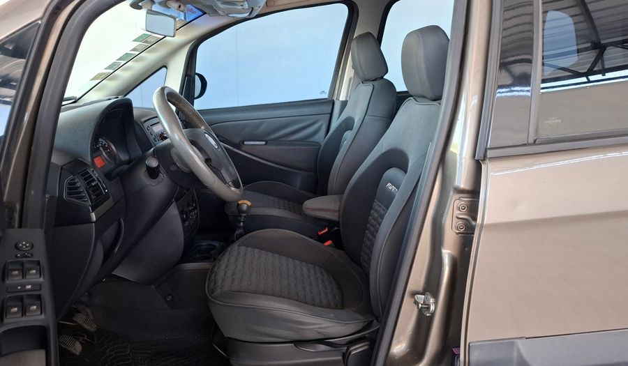 Fiat Idea 1.6 ADVENTURE 16V Minivan 2012