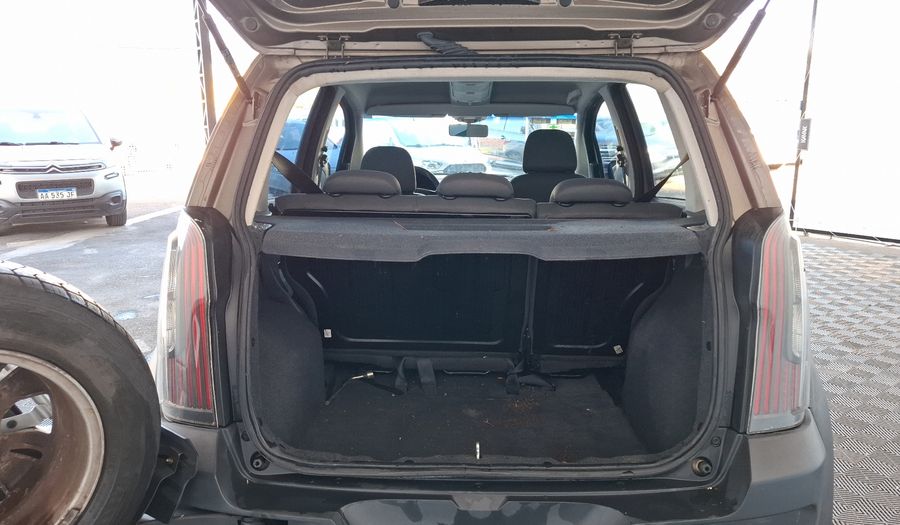 Fiat Idea 1.6 ADVENTURE 16V Minivan 2012