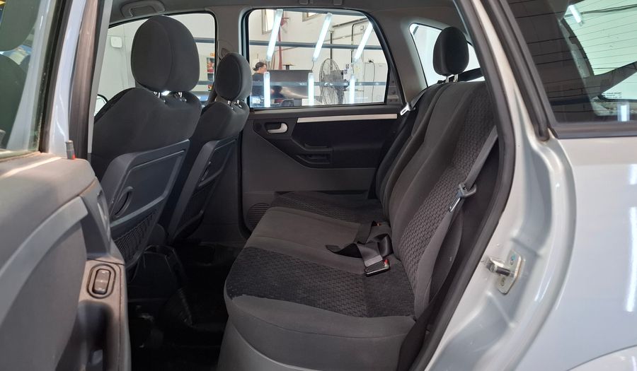 Chevrolet Meriva 1.8 8V GLS Minivan 2011