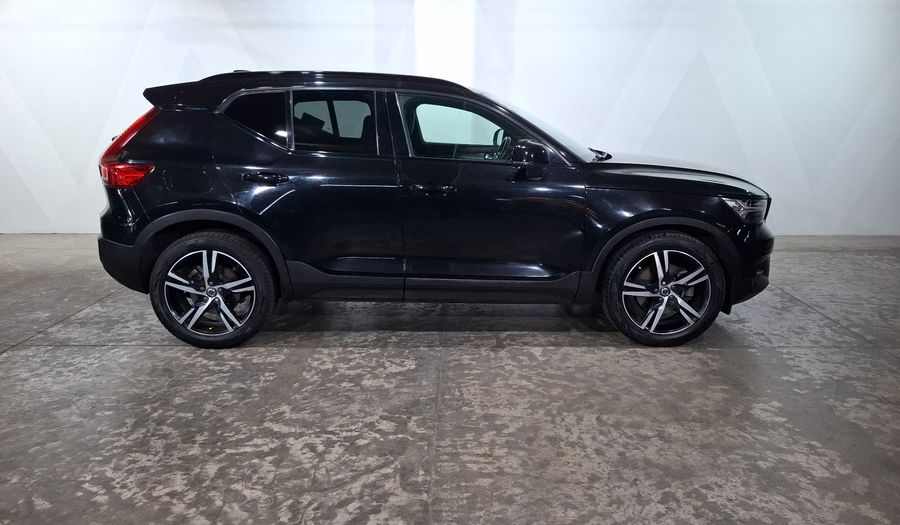Volvo Xc40 2.0 T5 R-DESIGN AUTO 4WD Suv 2020