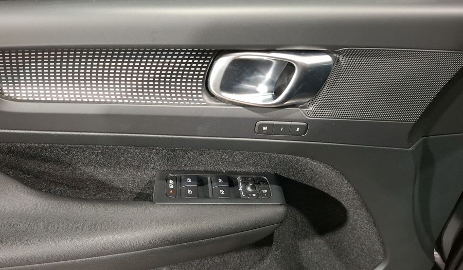 Volvo Xc40 2.0 T5 R-DESIGN AUTO 4WD Suv 2020