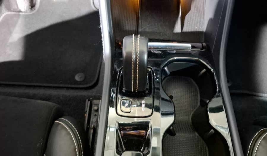 Volvo Xc40 2.0 T5 R-DESIGN AUTO 4WD Suv 2020