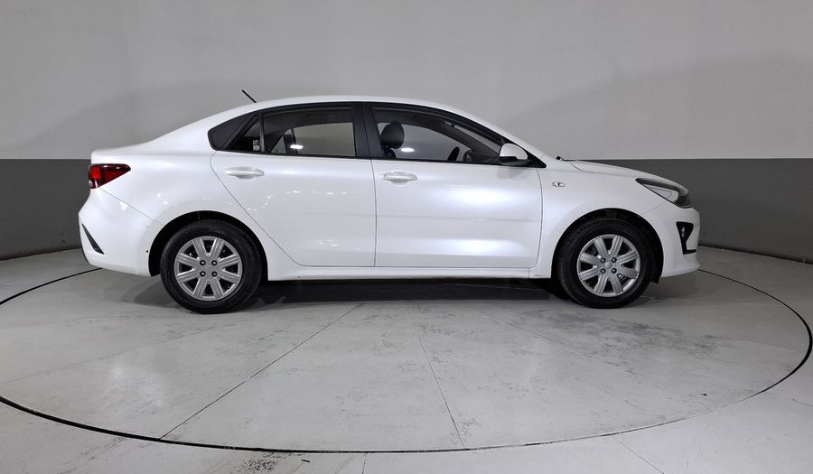 Kia Rio 1.6 L AUTO Sedan 2022