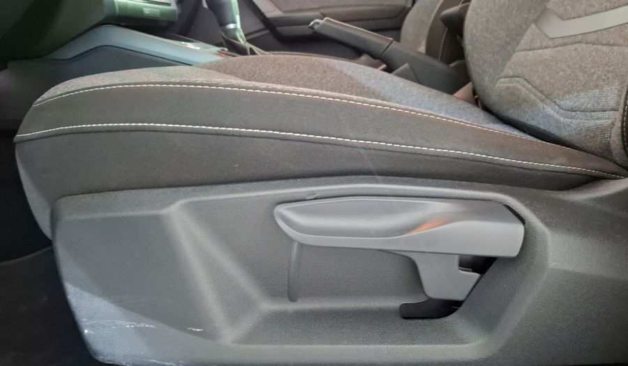 Seat Arona 1.6 XPERIENCE AUTO Suv 2024